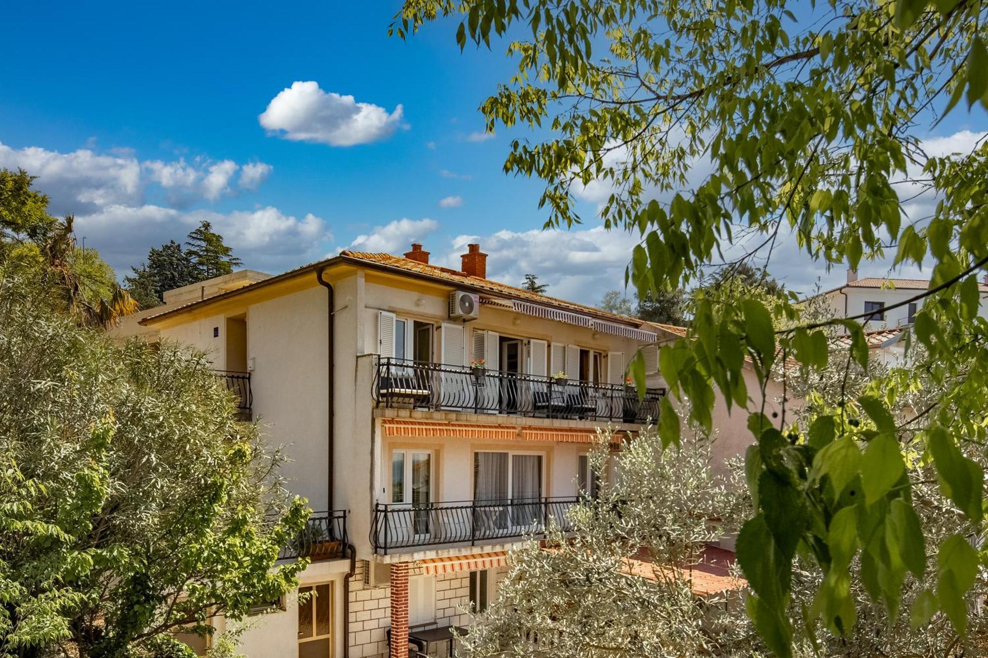Seaview Apartment Tina Krk Island - Happy Rentals Крк Екстер'єр фото